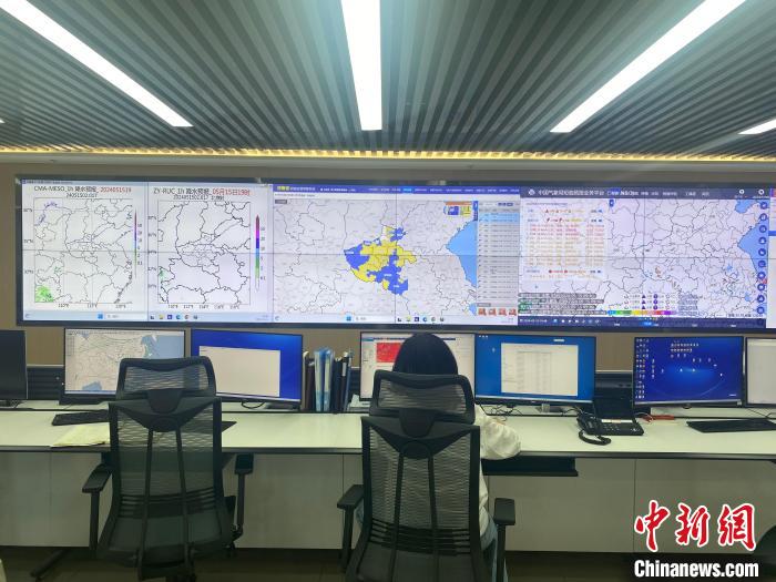 河南出现10级大风袭扰 气象专家解读强风成因